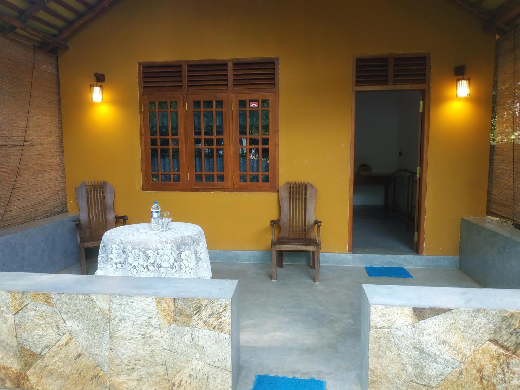 Four Seasons Safari Resort Udawalawa Udawalawe Bagian luar foto