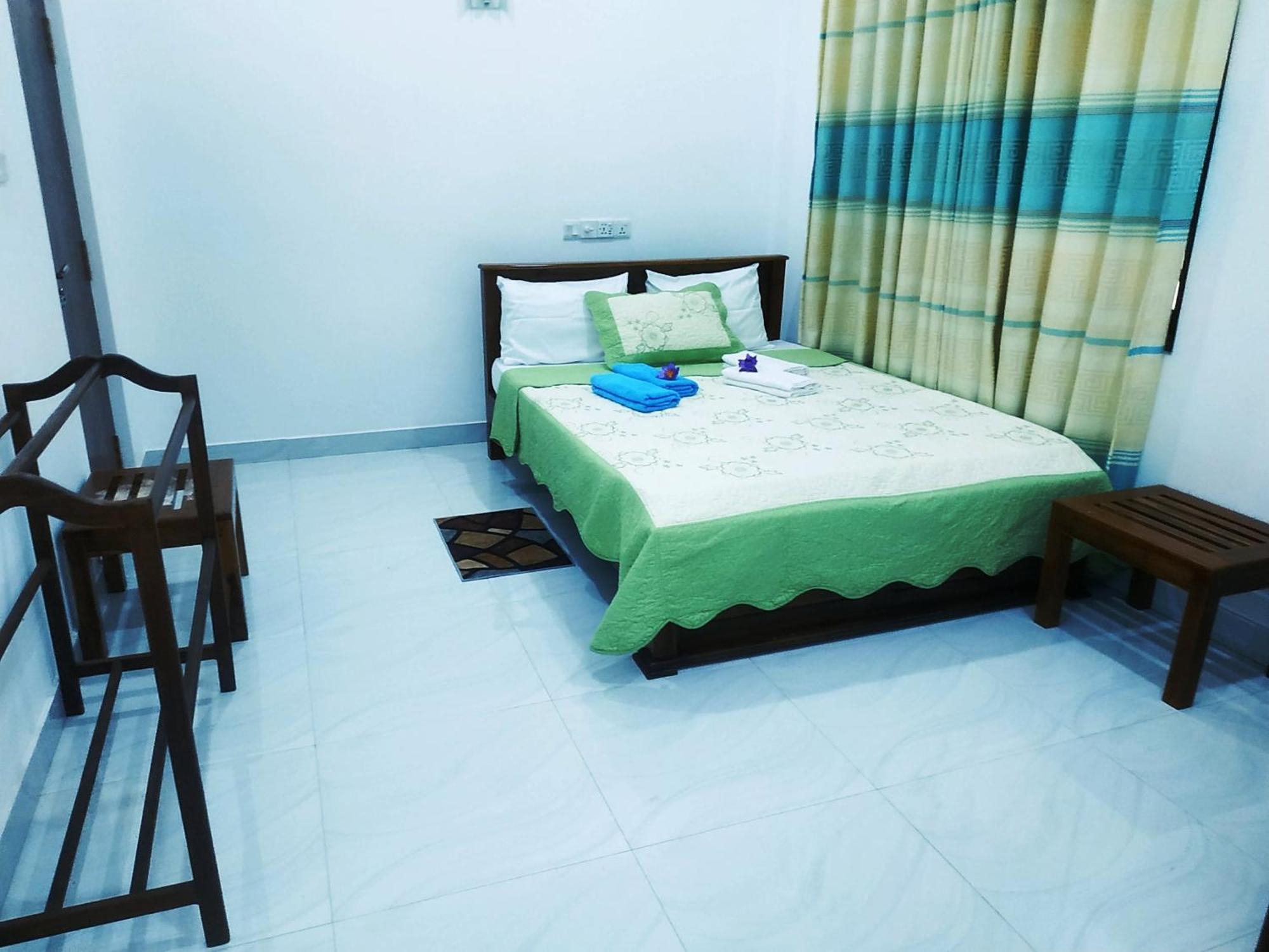 Four Seasons Safari Resort Udawalawa Udawalawe Bagian luar foto